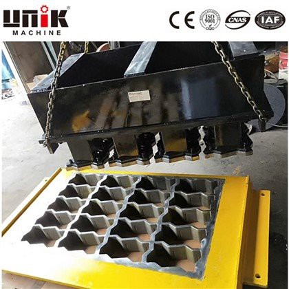 Prepleteni kalup za tlakovce